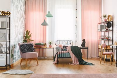 Drapes Installation