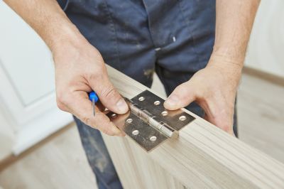 Reduce Noise with Door Hinge Repair!